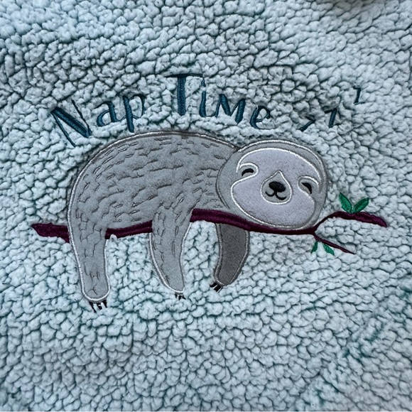 Secret Treasures Teal Blue Fleece Sloth Nap Time Pajama Set Size Medium 8/10 - Picture 3 of 6